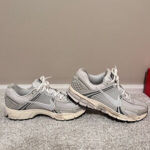 Nike Zoom Vomero 5